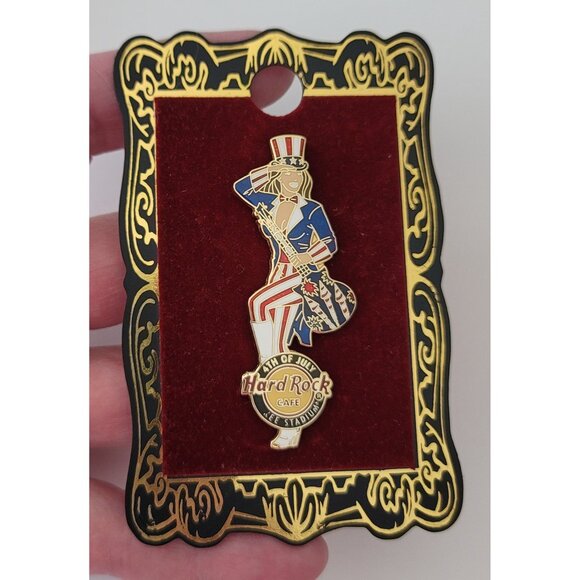 Hard Rock Cafe 2010 4TH OF JULY Yankee Stadium Pin, Error E696 - Picture 4 of 8